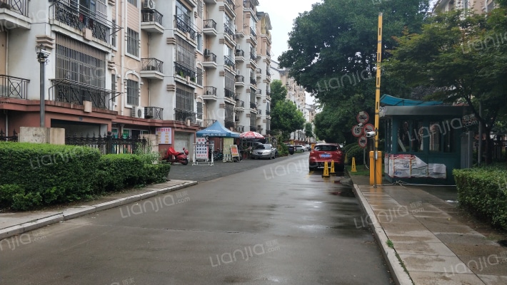 万红三村东区外景图