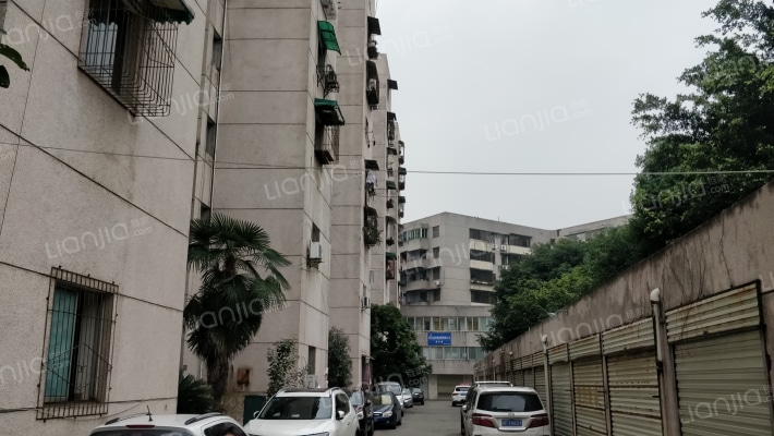 阳光花园外景图