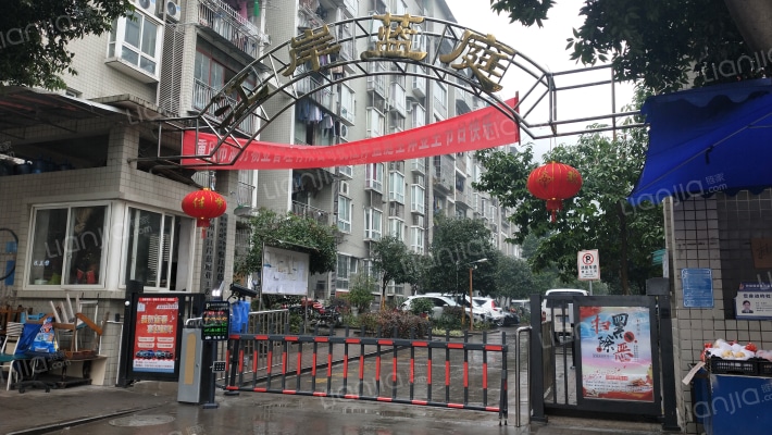 江岸兰庭外景图