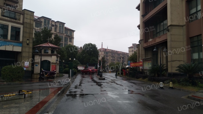 小城南国水乡外景图