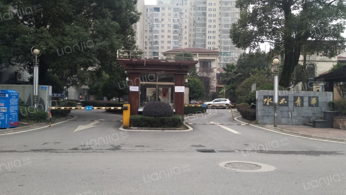 水木青华外景图