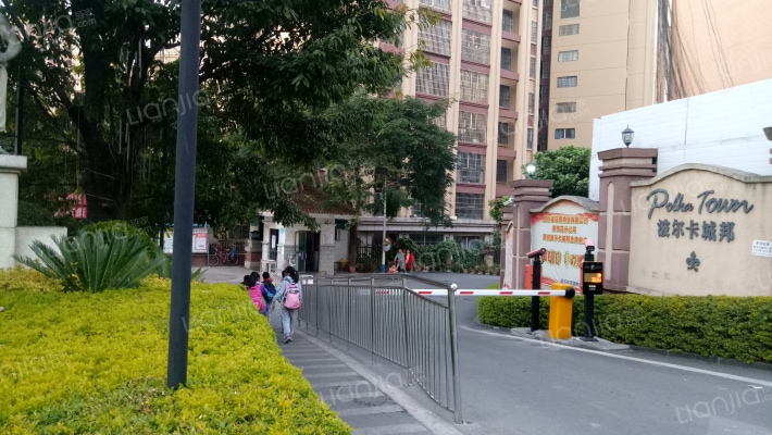 波尔卡城邦外景图