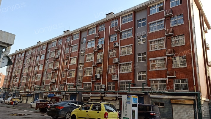 坤钰公寓外景图