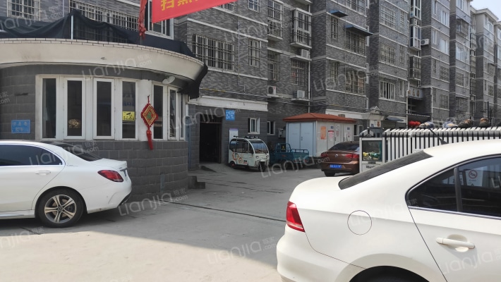 潜阳花园外景图