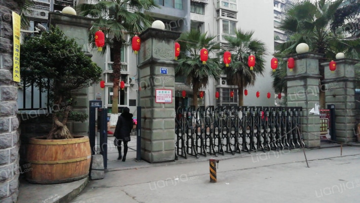 龙武圣士豪庭外景图