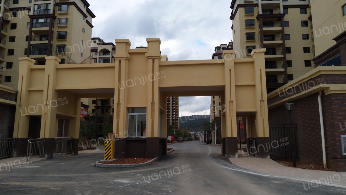 嵩兰馨苑外景图