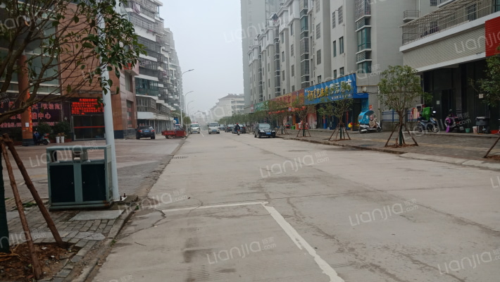 四季阳光外景图