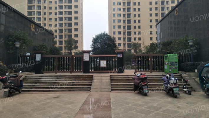 东方现代城南苑外景图