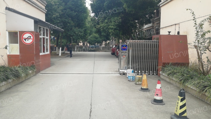 珠江花园外景图