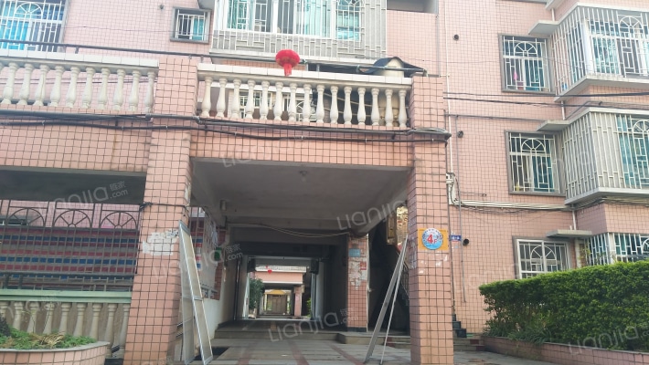 凤贵新村外景图