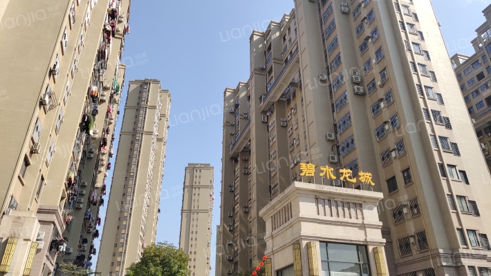 碧水龙城外景图