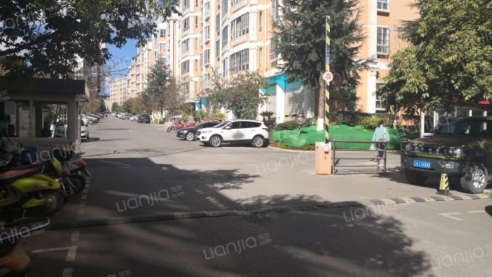 华西馨苑外景图