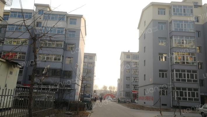 平泉小区外景图