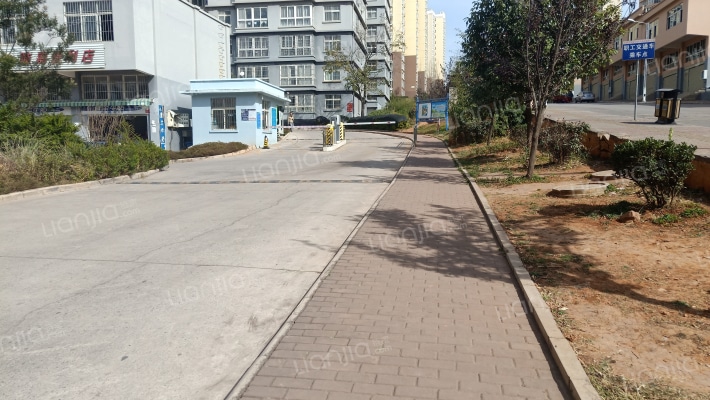 龙旺轩和园外景图