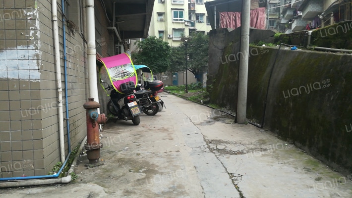 都市阳光小区外景图