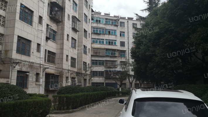 东湖小区外景图