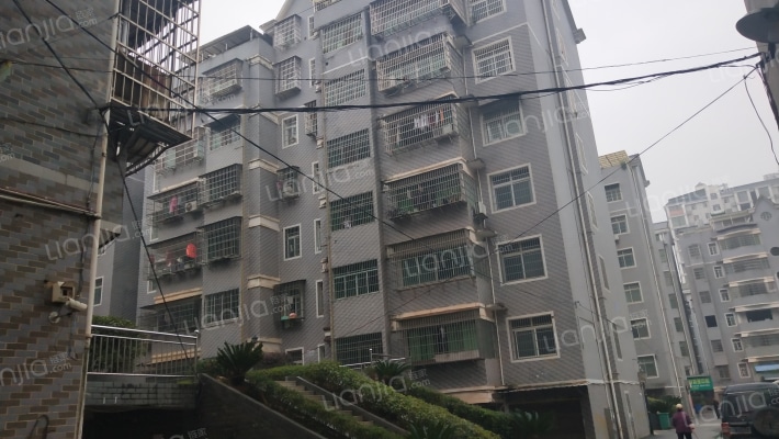 建设小区外景图