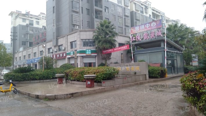 红枫凯旋城外景图