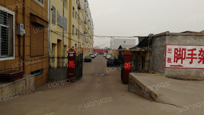 龙成小区外景图