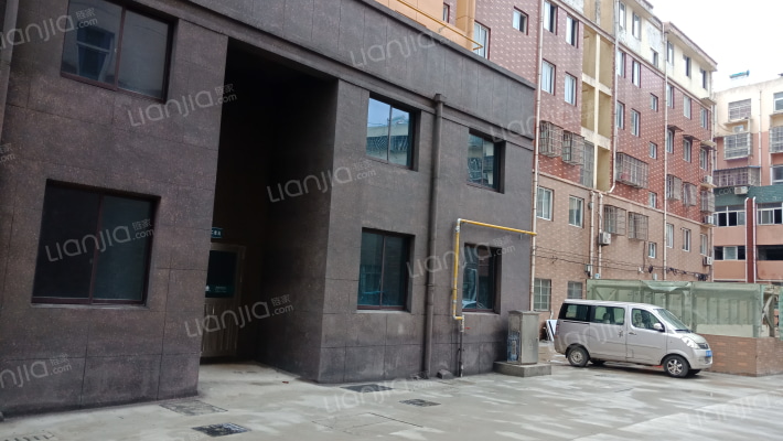 河缘常青小区外景图