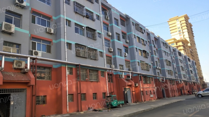 职教中心外景图