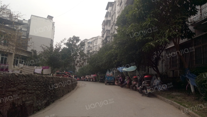 华厦金都外景图