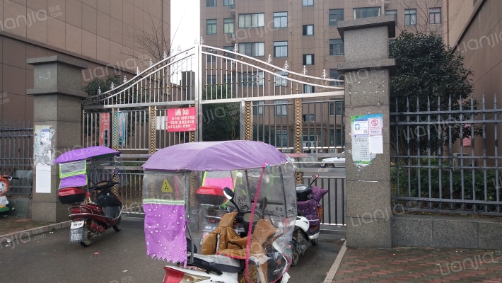 书香门第外景图