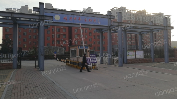 清河畔景彩虹苑外景图