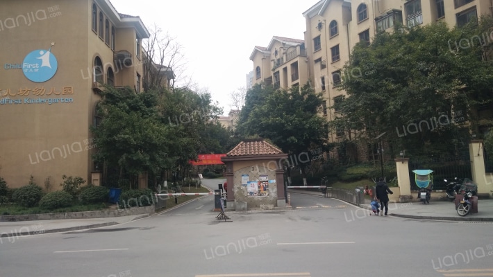 普罗旺斯国际公馆外景图