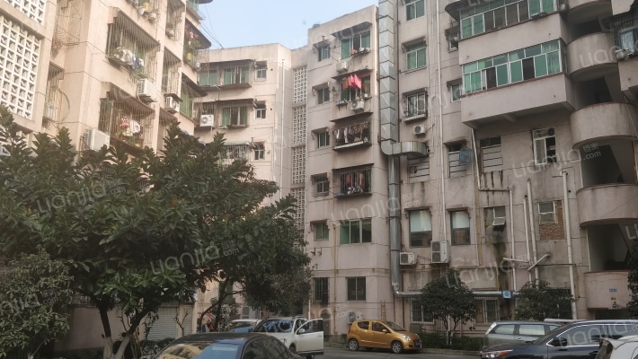 春锦花园外景图