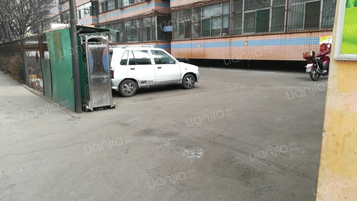 木材公寓外景图