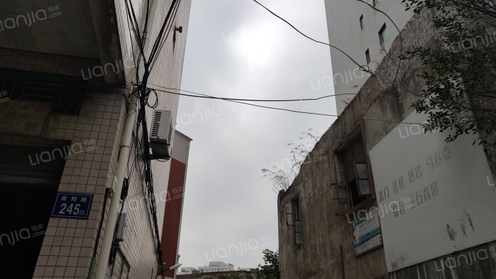 南阳花园外景图