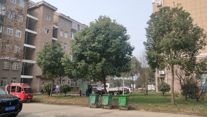 三里片区五里路以西小区外景图