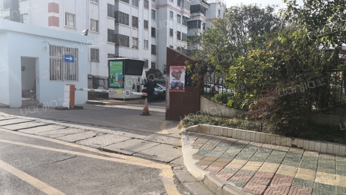 望湖小区外景图