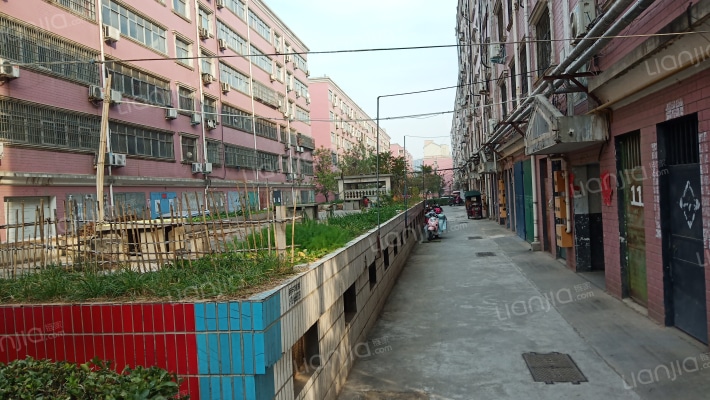 鸿泰花园外景图