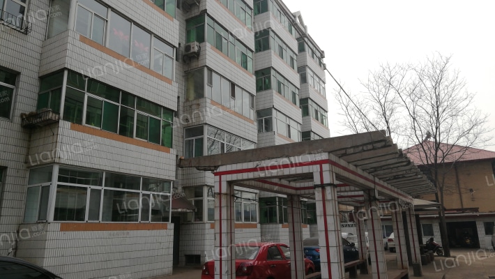 人民医院宿舍外景图