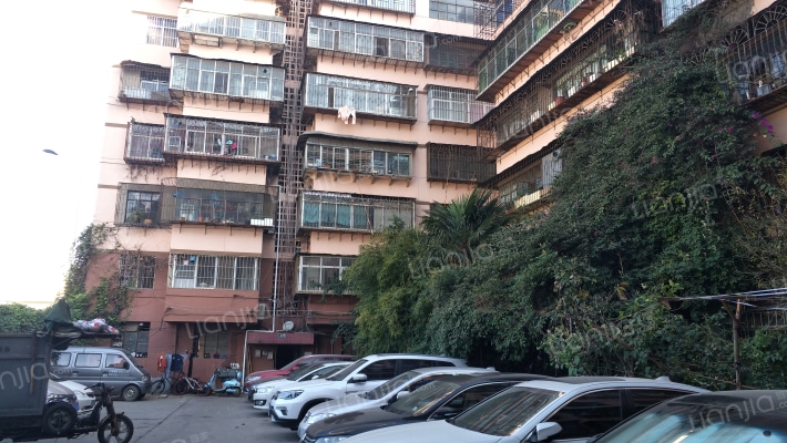 昆明铁路警察小区外景图