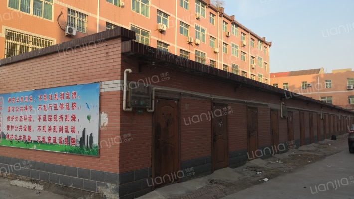 东园小区外景图