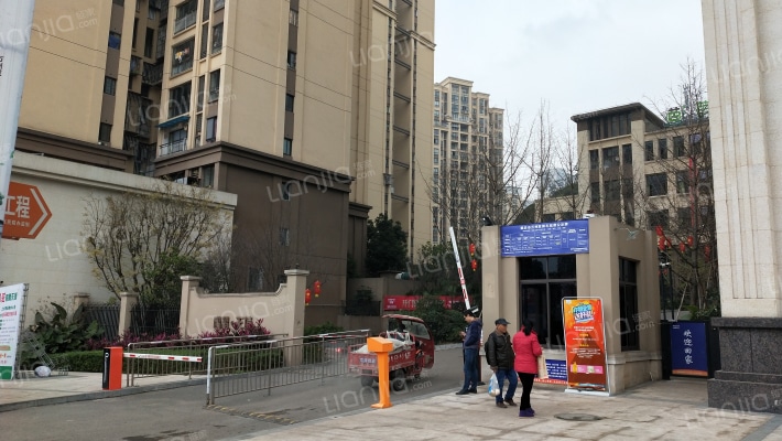 鸥鹏天境外景图