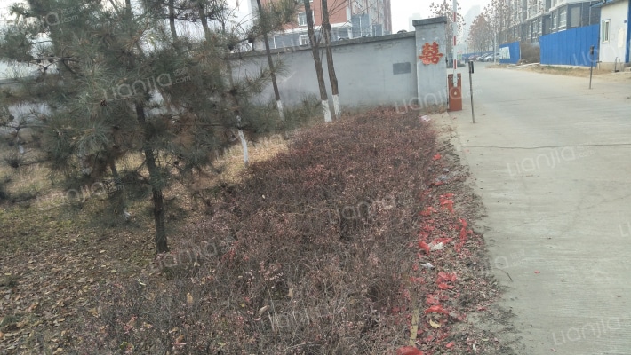 闫各庄回迁楼外景图