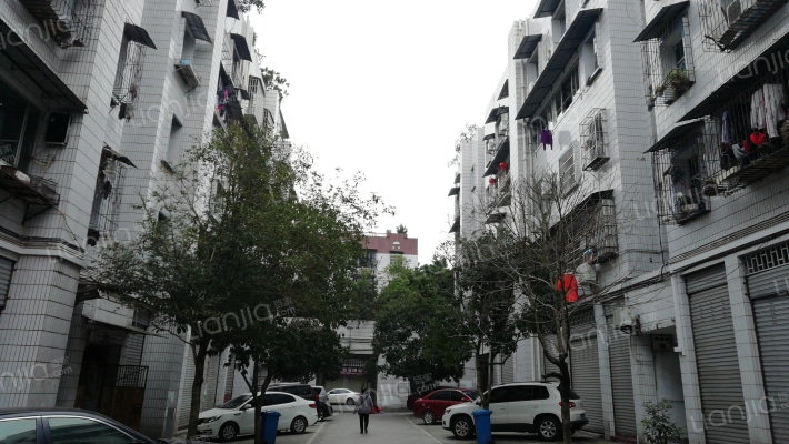 大足区财政局家属院外景图