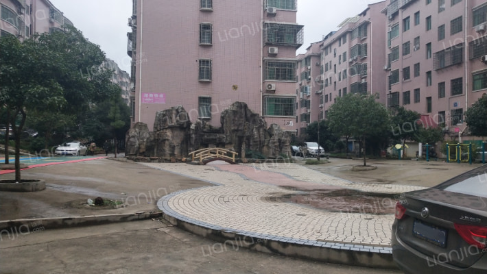 紫荆花园外景图