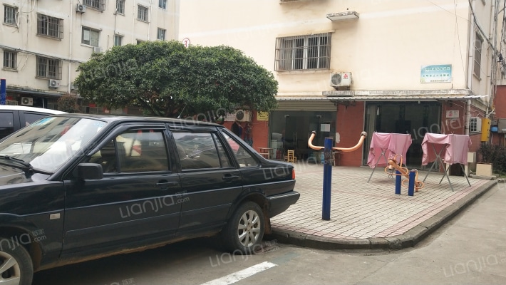 松兹商城外景图