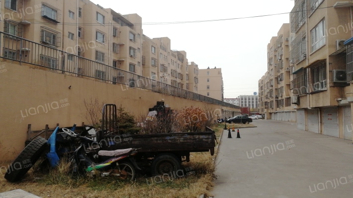 鸿福西区外景图