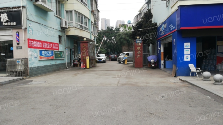 玉府花园外景图