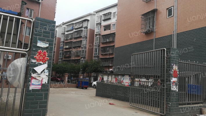 南华镇人民政府6号安置房外景图