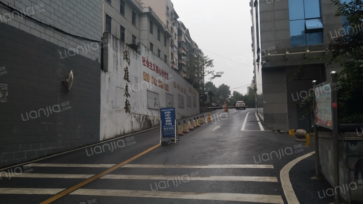 闲庭春韵外景图