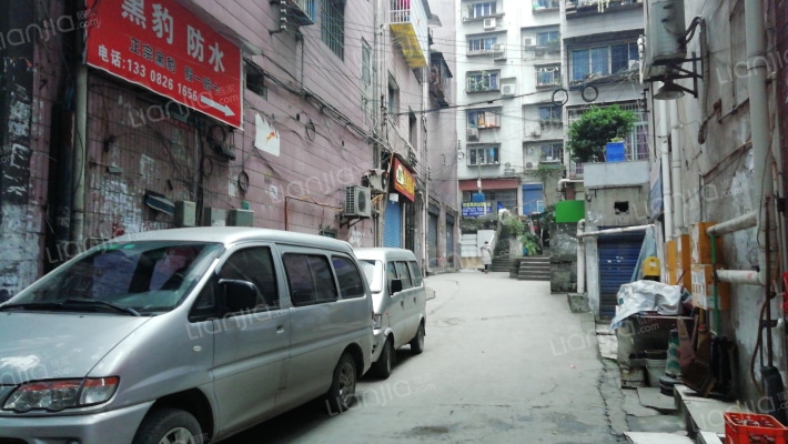 金色华庭外景图