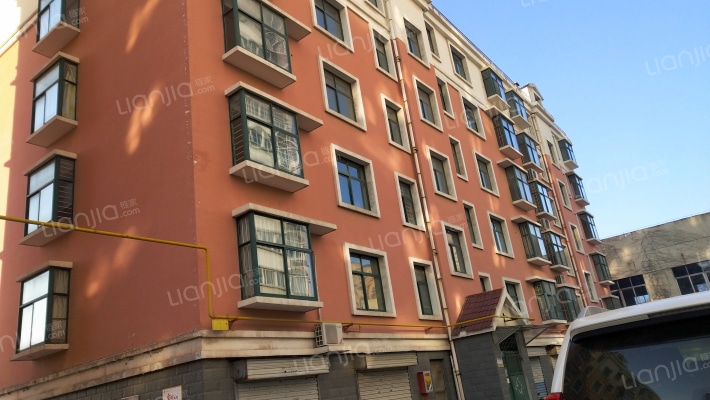 新水公寓外景图