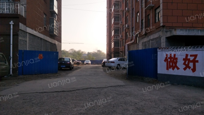 金业御湖豪庭外景图